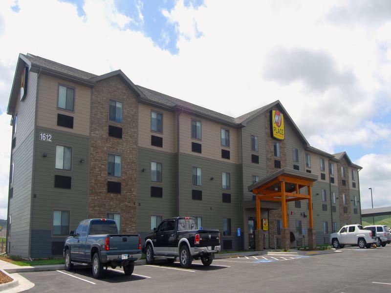 My Place Hotel Rapid City Exterior photo